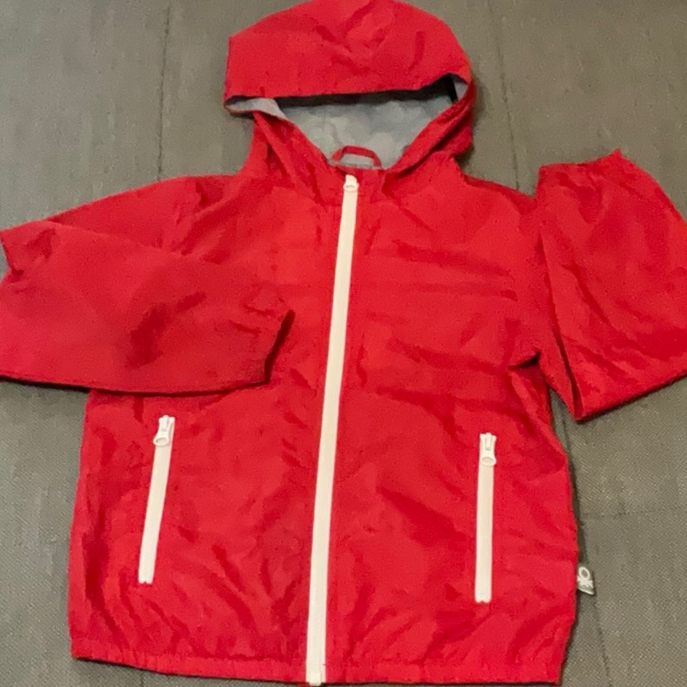 Kiwi coat